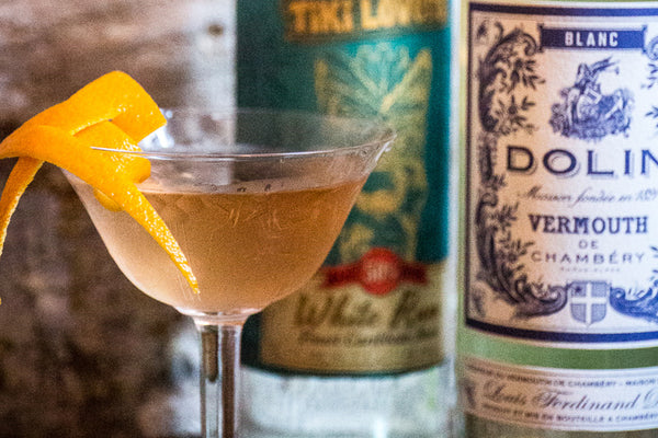 Discover the White vermouth, the essential base of the cocktails - Dolin