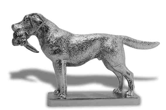 Bonnet Mascot - Labrador with Pheasant