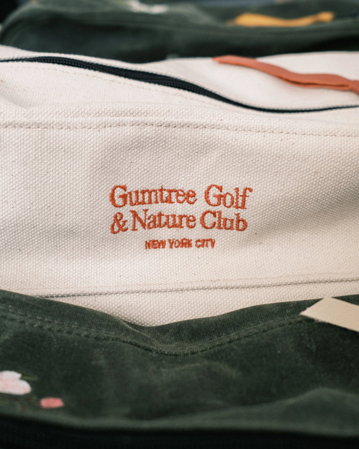 Gumtreegolfandnature GGNC x Mackenzie Seasonal Sunday Bag - FALL Gumtree Golf & Nature Club
