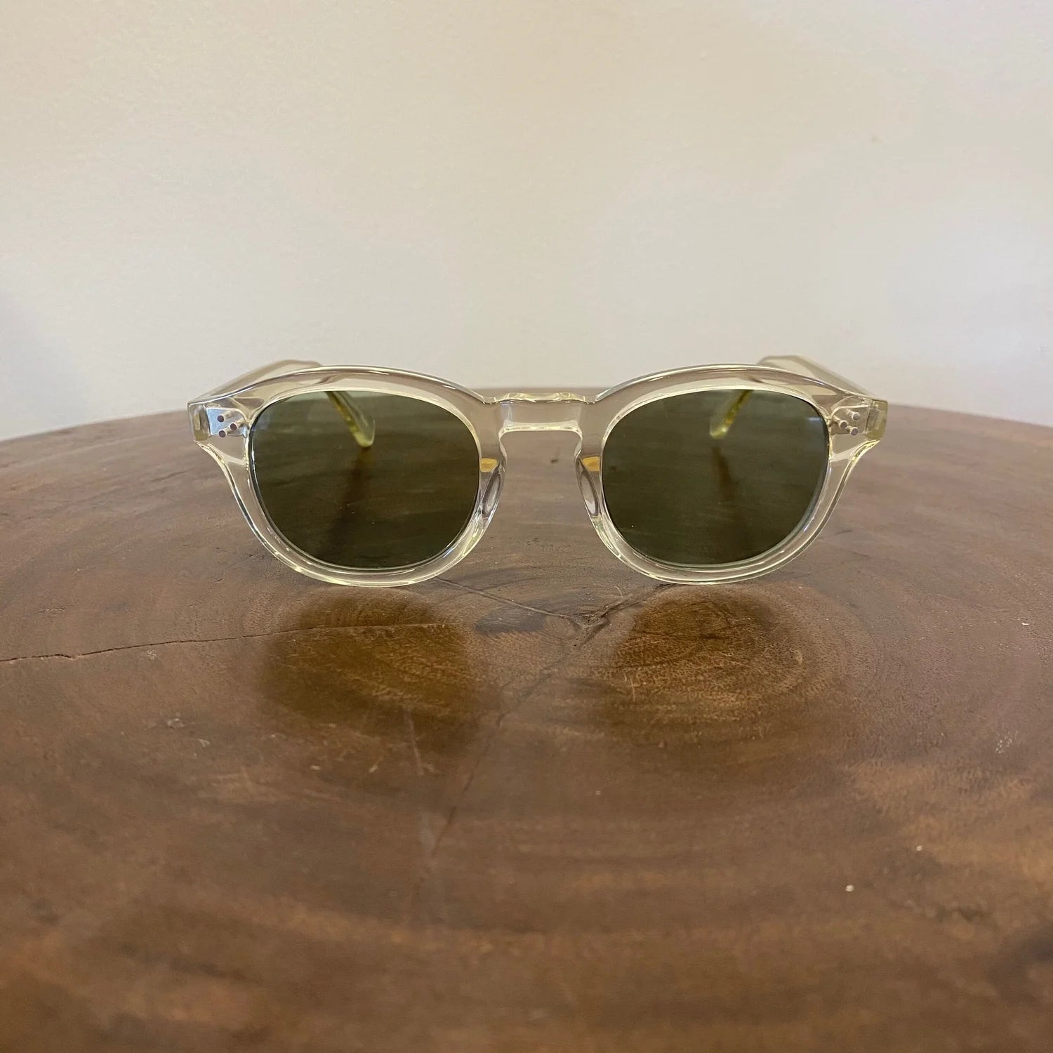 Hula “Pupukea” Sunglass In Clear Honey
