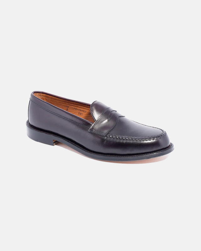 Burgundy Calfskin Leisure Handsewn Loafer